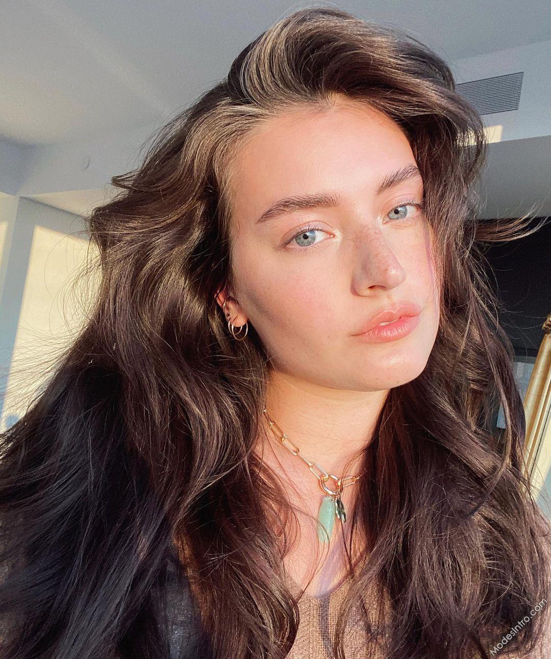 Jessica Clements 117th Photo