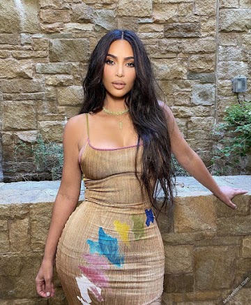 Kim Kardashian 49th Photo