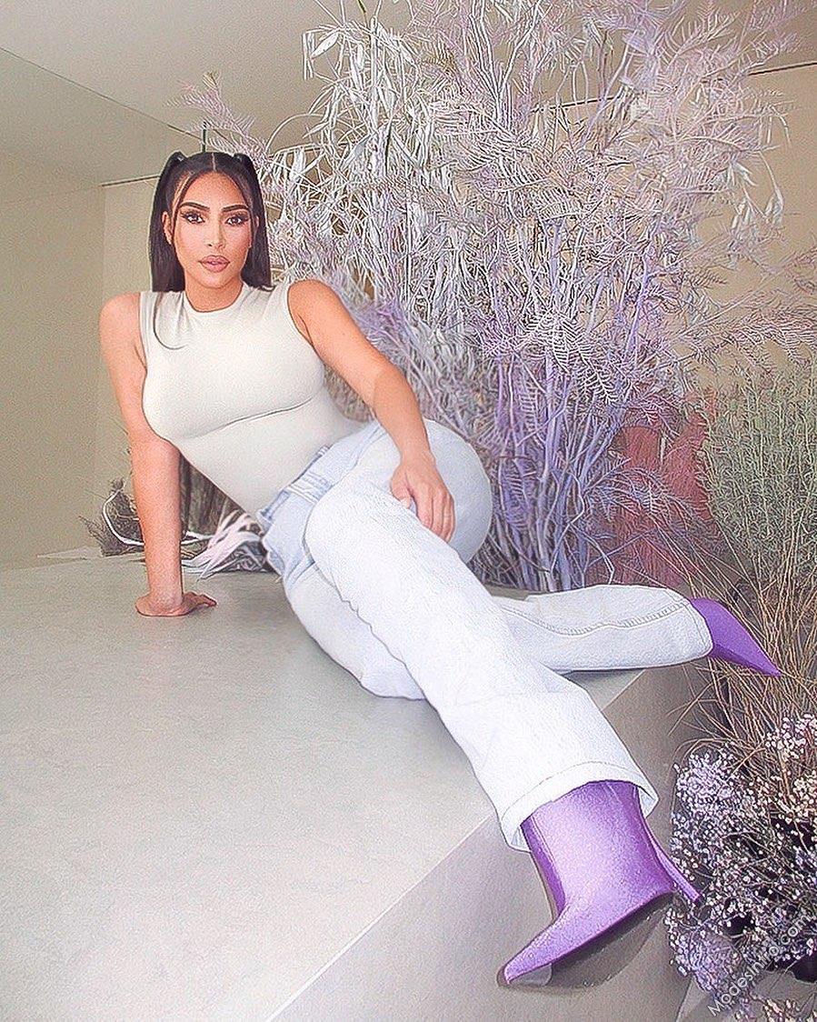 Kim Kardashian 56th Photo