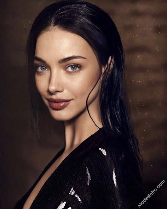 Victoria Vishnikova Cover Photo