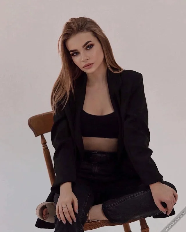 Alexandra B