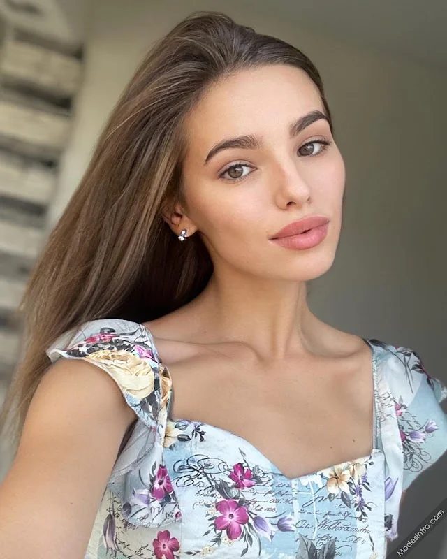 Alina Sabitova