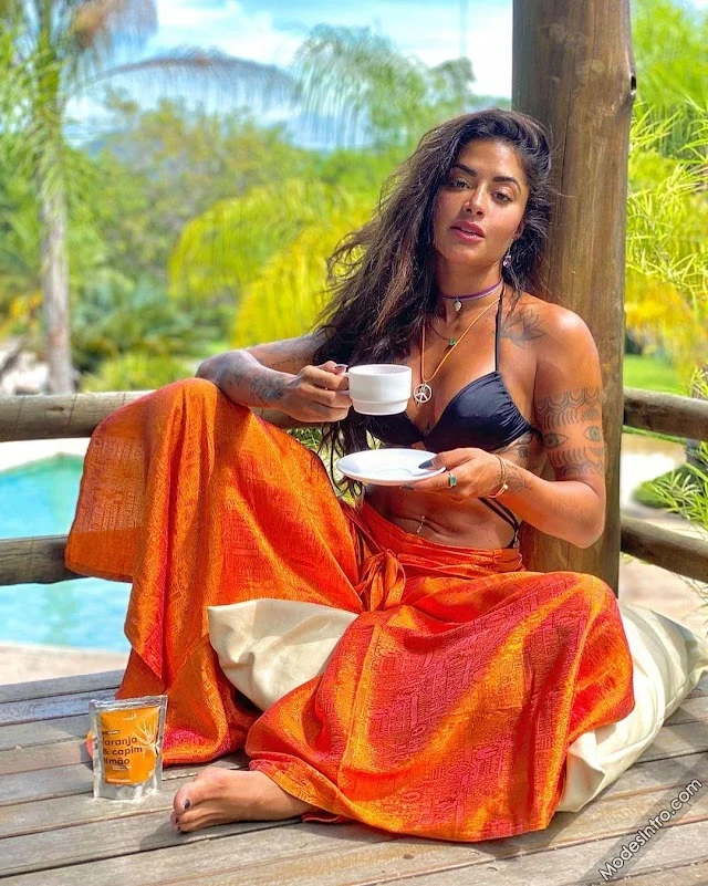 Aline Riscado Cover Photo