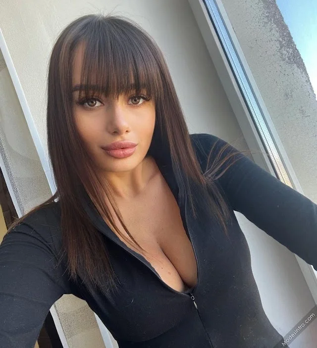 Anna Podshivalova
