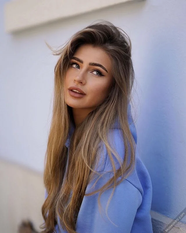 Anna Von Klinski