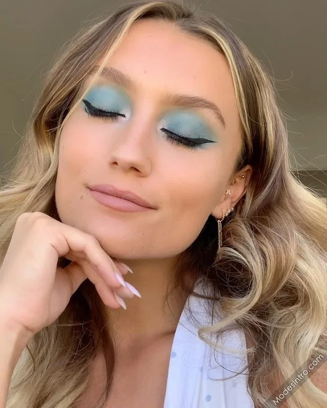 Chloe Bleinc