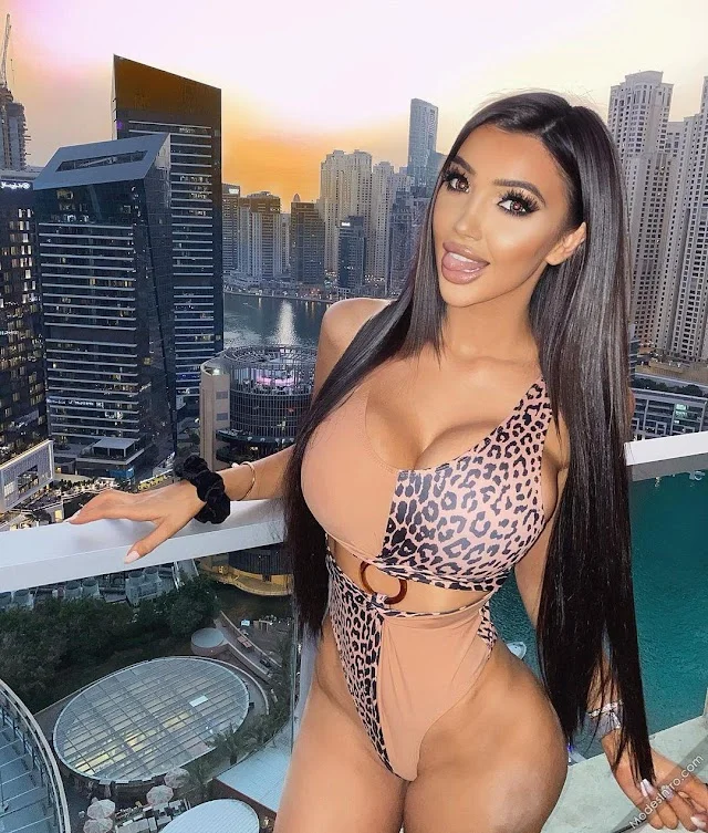 Chloe Khan