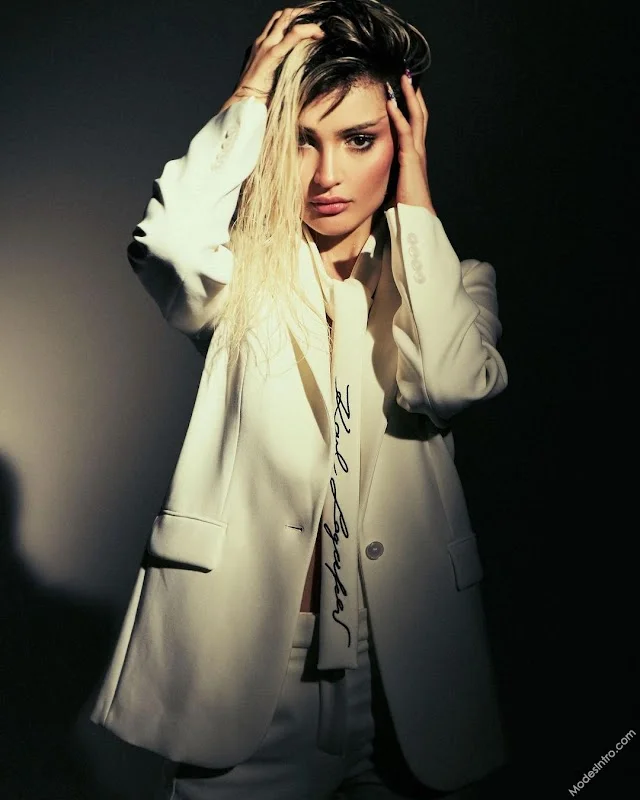 Dina Saeva