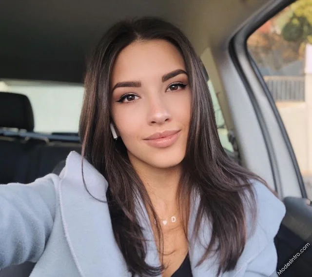 Elena Carlucci