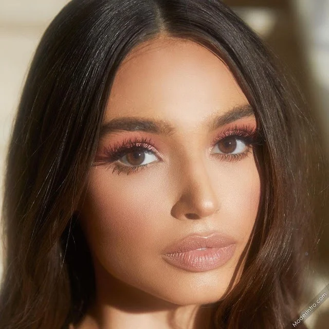 Elizabeth R Sawatzky