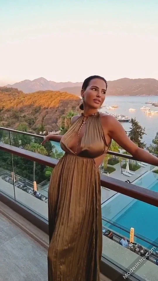 Elizabeth Sol