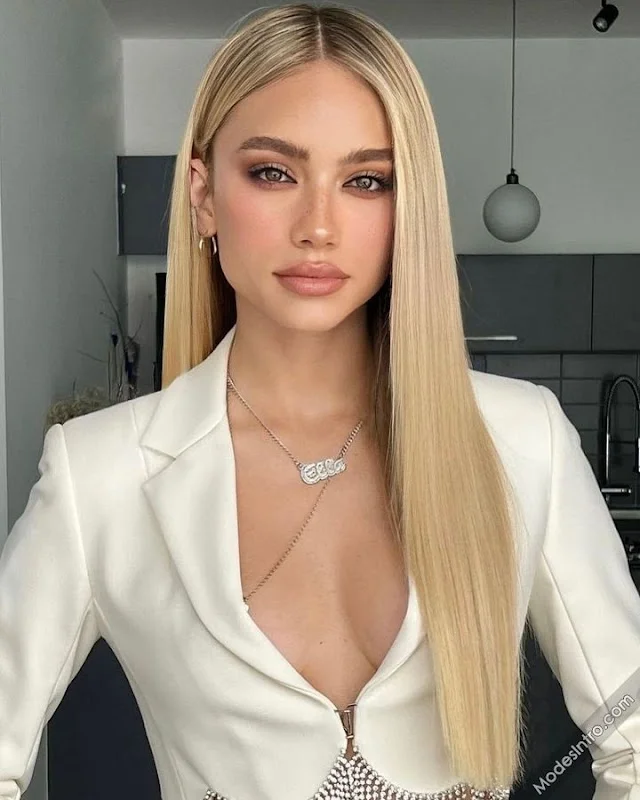 Ella Ayalon