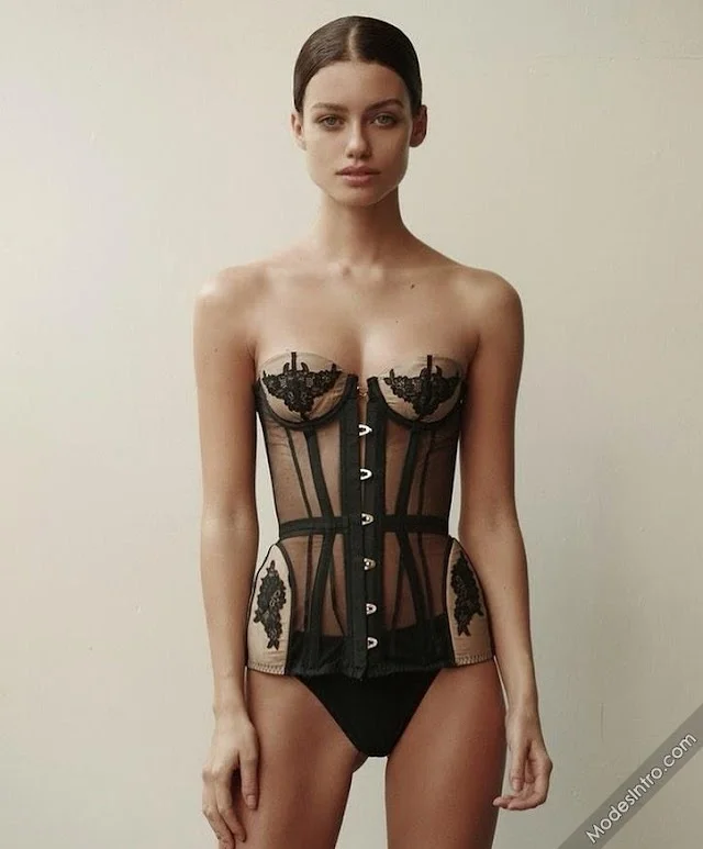 Elle Trowbridge