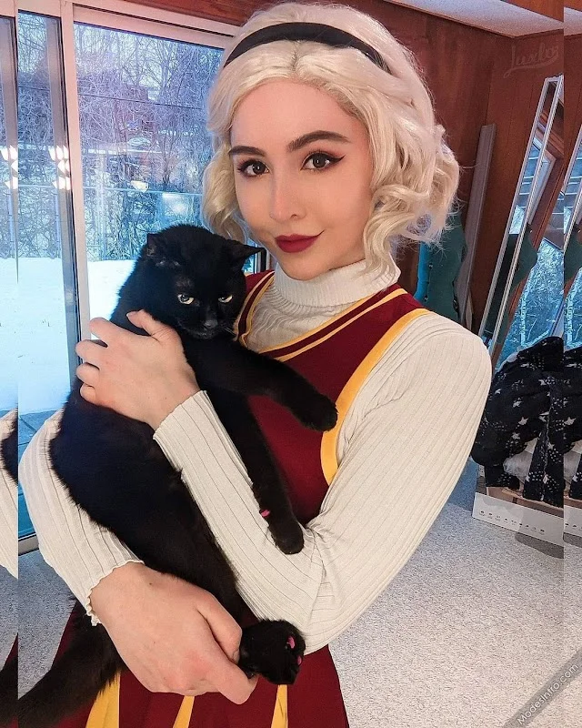 Isabel Luxlo
