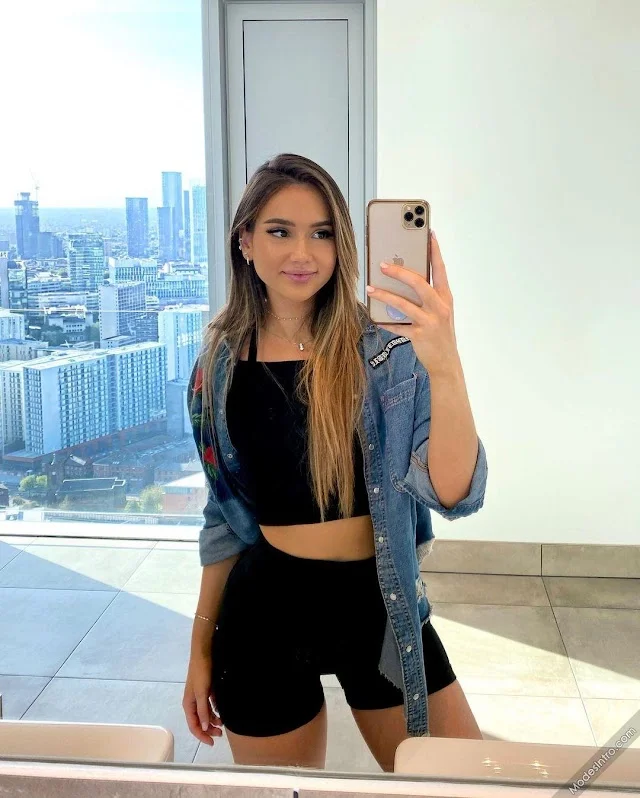 Isabela Fernandez