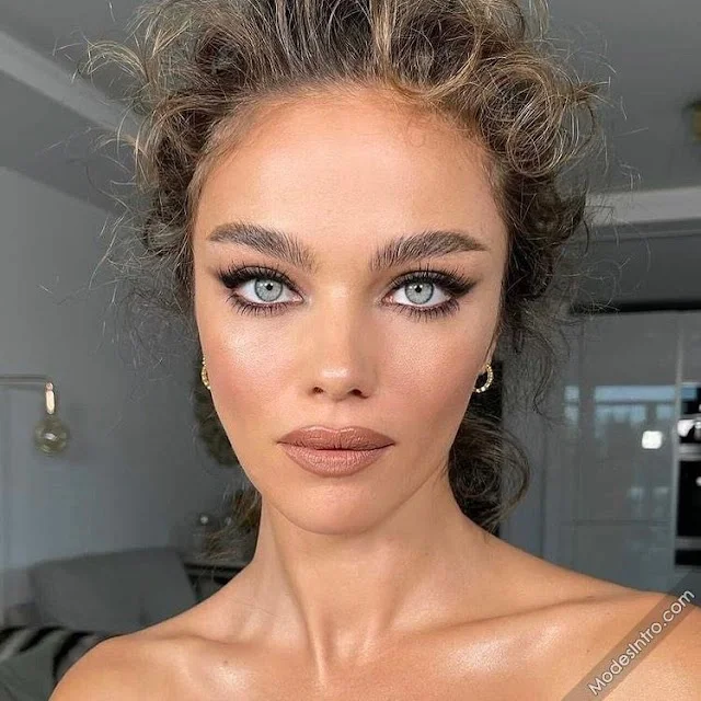 Jena Goldsack