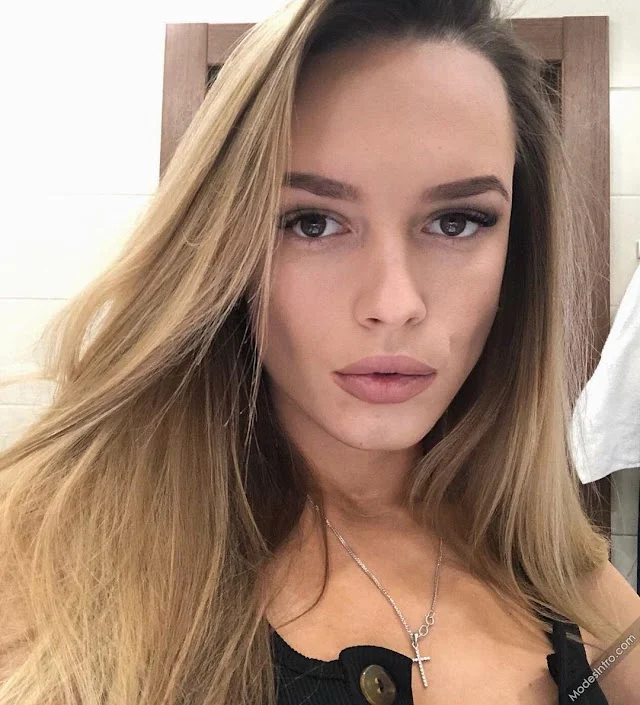 Juli Volkova