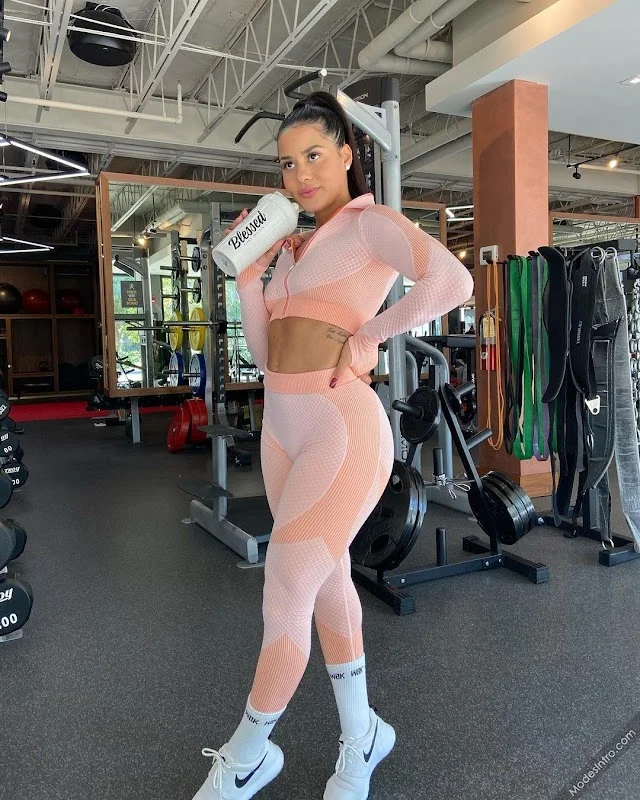 Katya Elise Henry
