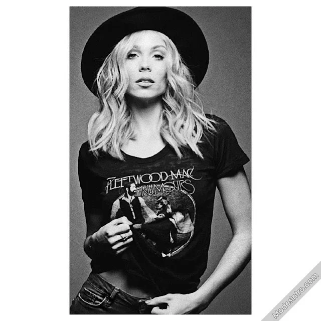 Laura Vandervoort