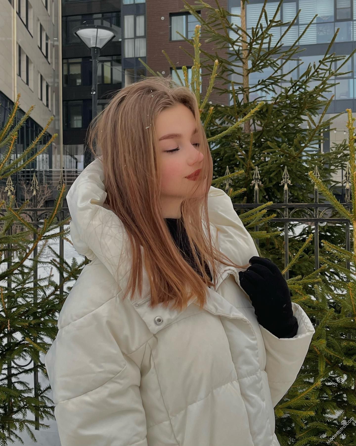 Alina Zubareva 18th Photo