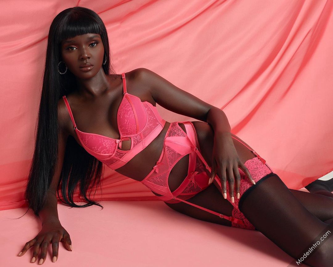 Duckie Thot 47th Photo