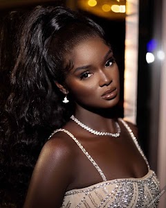 Duckie Thot 54th Photo