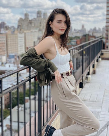 Jessica Clements 123rd Photo