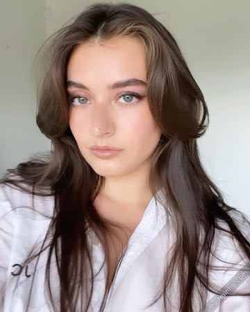 Jessica Clements 130th Photo