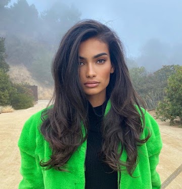 Kelly Gale 49th Photo