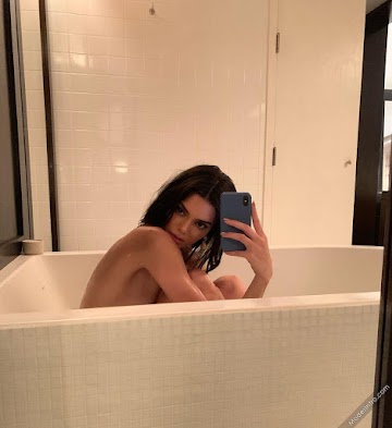 Kendall Jenner 4th Photo