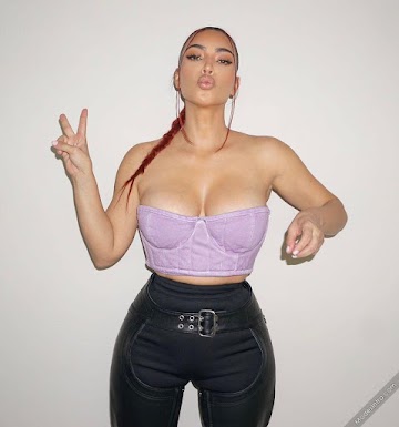 Kim Kardashian 47th Photo