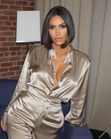 Kim Kardashian 77th Photo