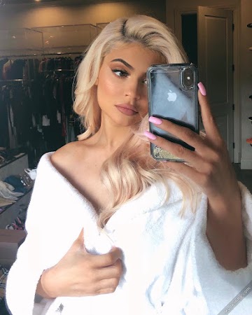 Kylie Jenner 60th Photo
