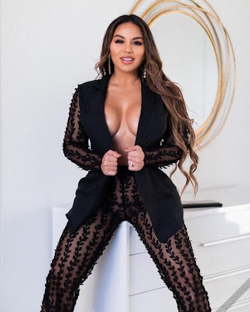 Dolly Castro Chavez 82nd Photo