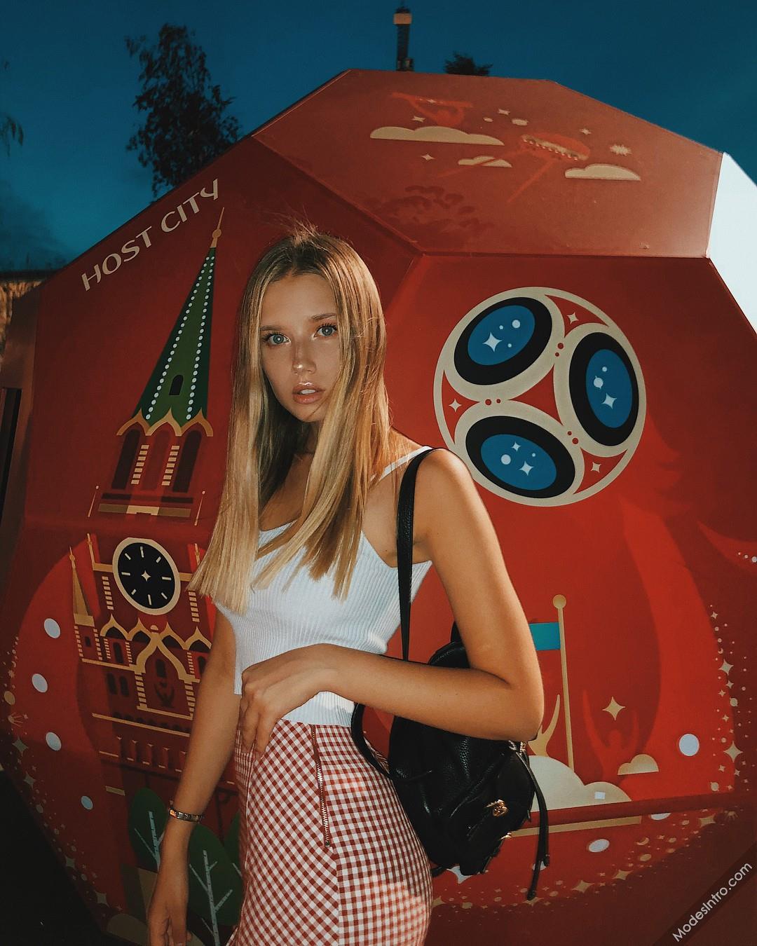 Polina Malinovskaya 41st Photo