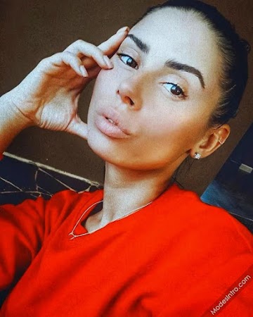 Alyona Simonenko 18th Photo
