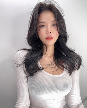 Kang Hye Ji 50th Photo