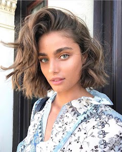 Taylor Hill 82nd Photo