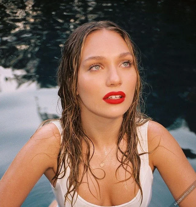 Maddie Ziegler Cover Photo