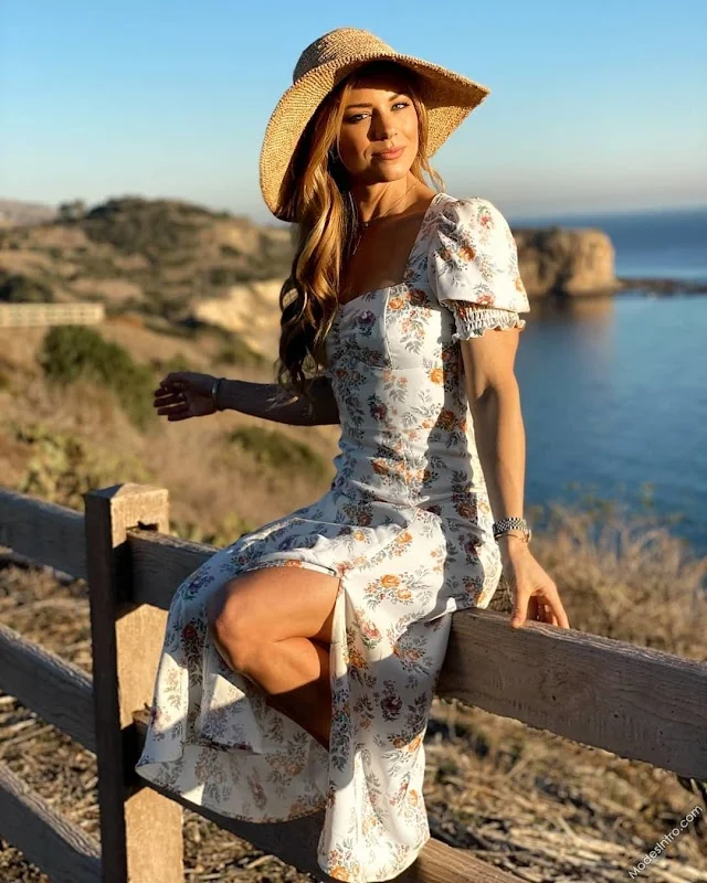 Nikki Leigh