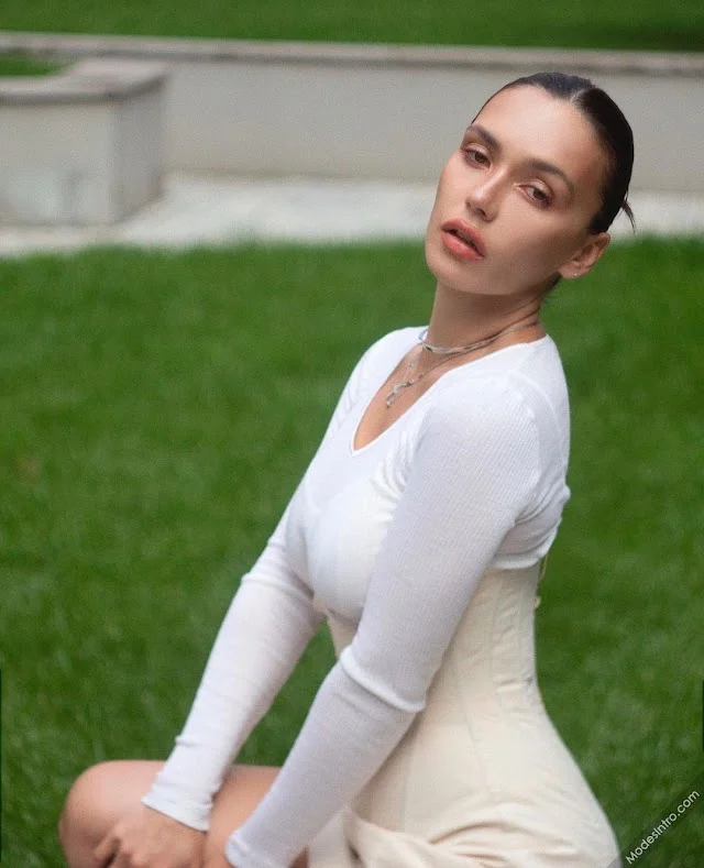 Olga Seryabkina Cover Photo