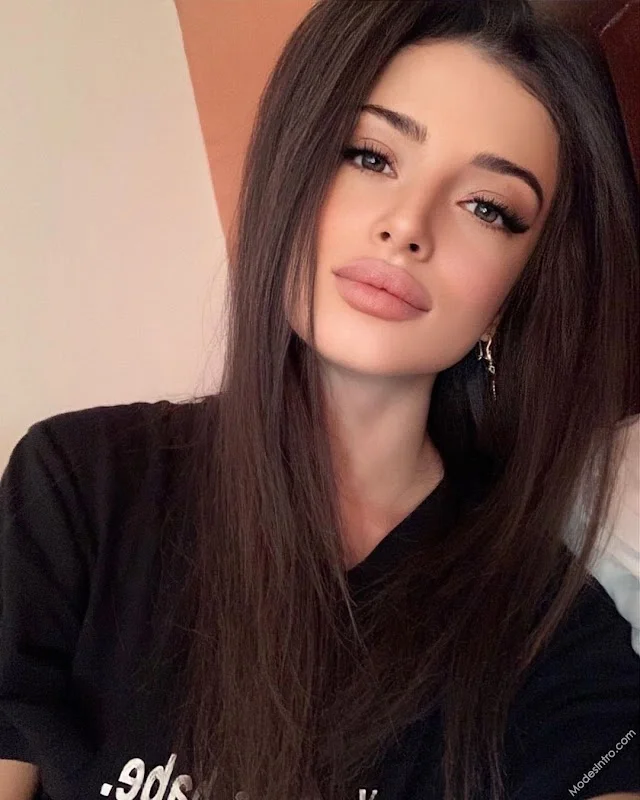 Olya Tribushnaya