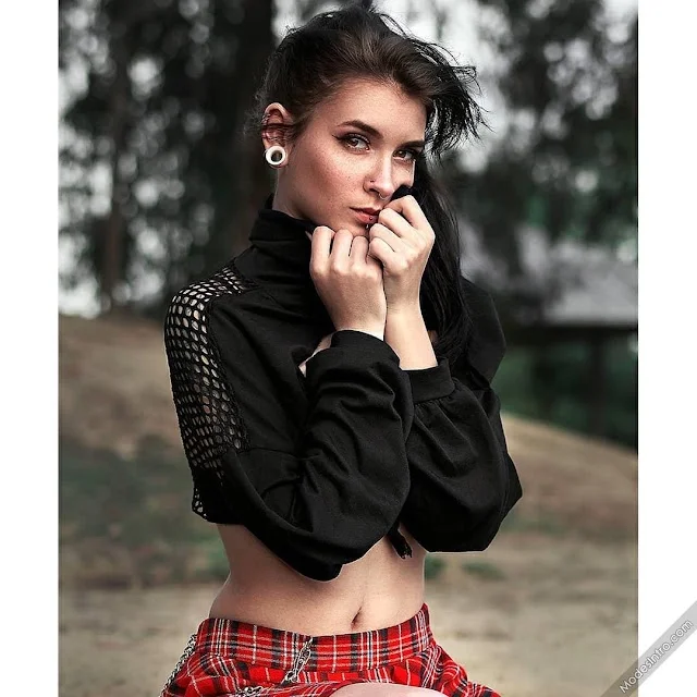 Ronnie Ghosti Cosplay