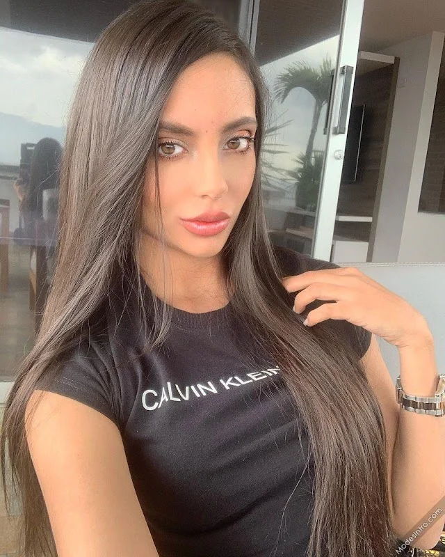 Sara Victoria