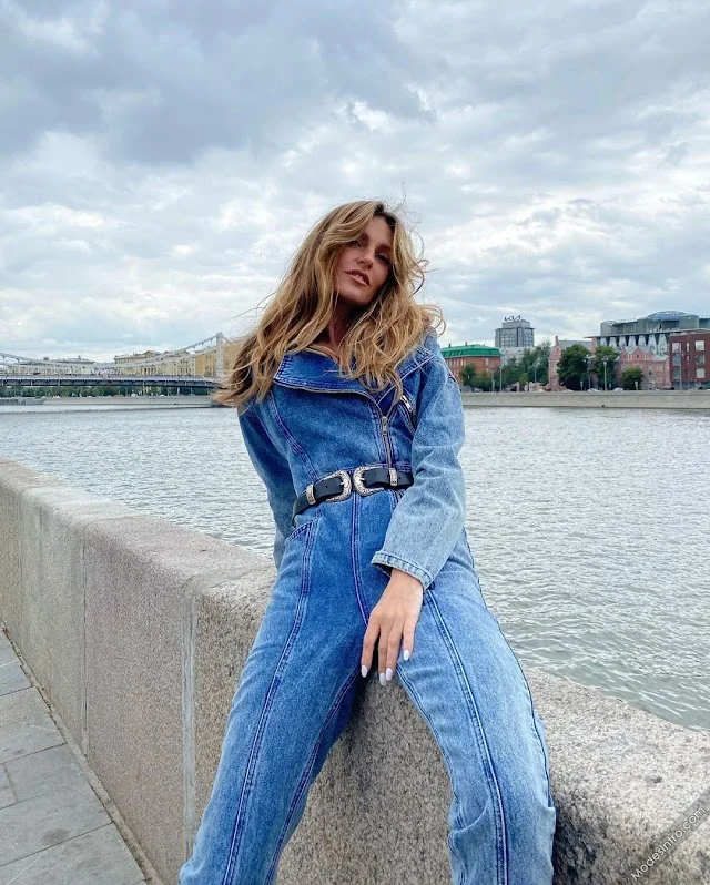 Sasha Savelieva