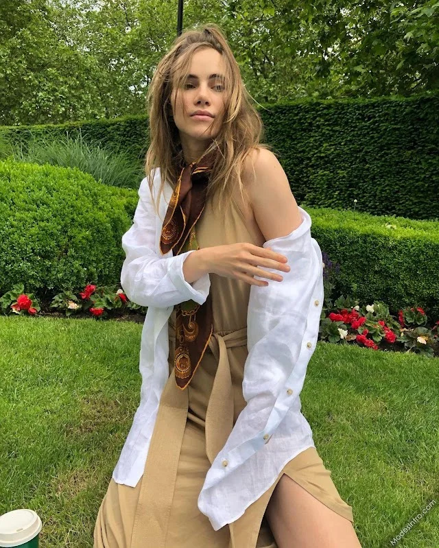 Suki Waterhouse