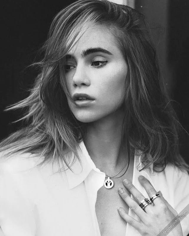 Suki Waterhouse Cover Photo