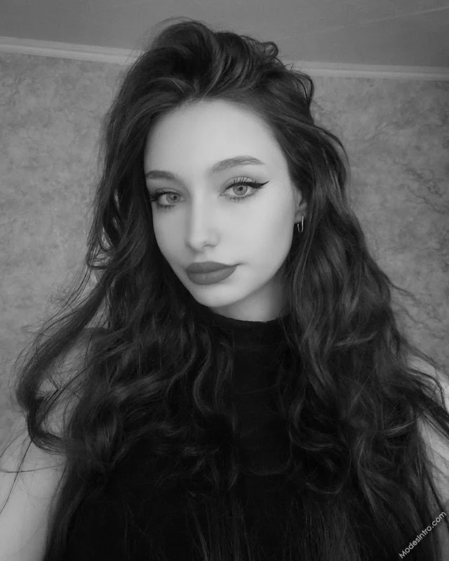 Yana Bryanskaya